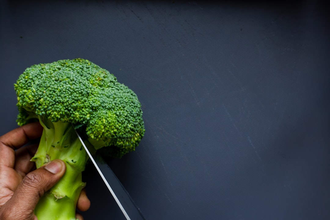 découvrez comment adopter un régime végétarien équilibré pour une santé optimale, incluant tous les nutriments essentiels et des conseils pratiques.