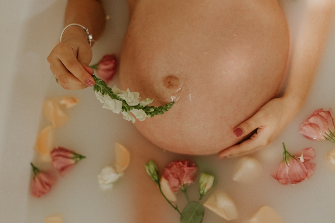découvrez les causes du ballonnement, ses symptômes et des conseils pratiques pour soulager l’inconfort lié au bloating. retrouvez un ventre plat et améliorez votre bien-être au quotidien.