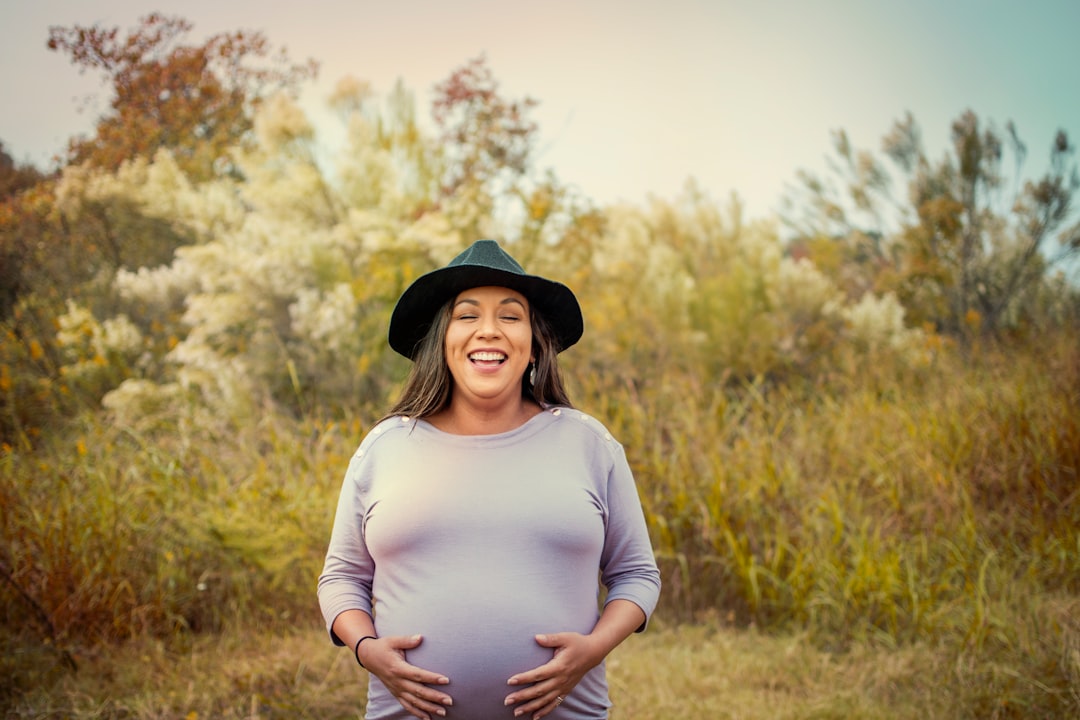 découvrez des conseils efficaces et sains pour perdre du poids après l'accouchement. adoptez de bonnes habitudes alimentaires, une activité physique adaptée et atteignez vos objectifs bien-être en post-partum.