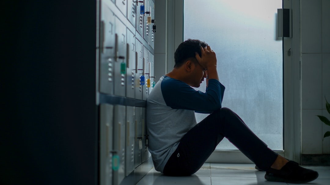 dĂ©couvrez les causes, symptĂŽmes et solutions pour mieux gĂ©rer le stress au quotidien. conseils pratiques, astuces de relaxation et ressources pour retrouver votre bien-ĂȘtre.